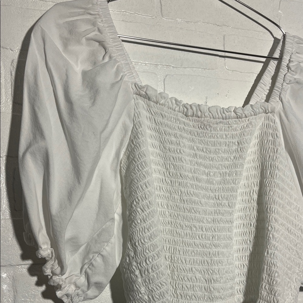 LOFT Womens White Smocked Puff Sleeve Crop Top Large - Picture 2 of 7